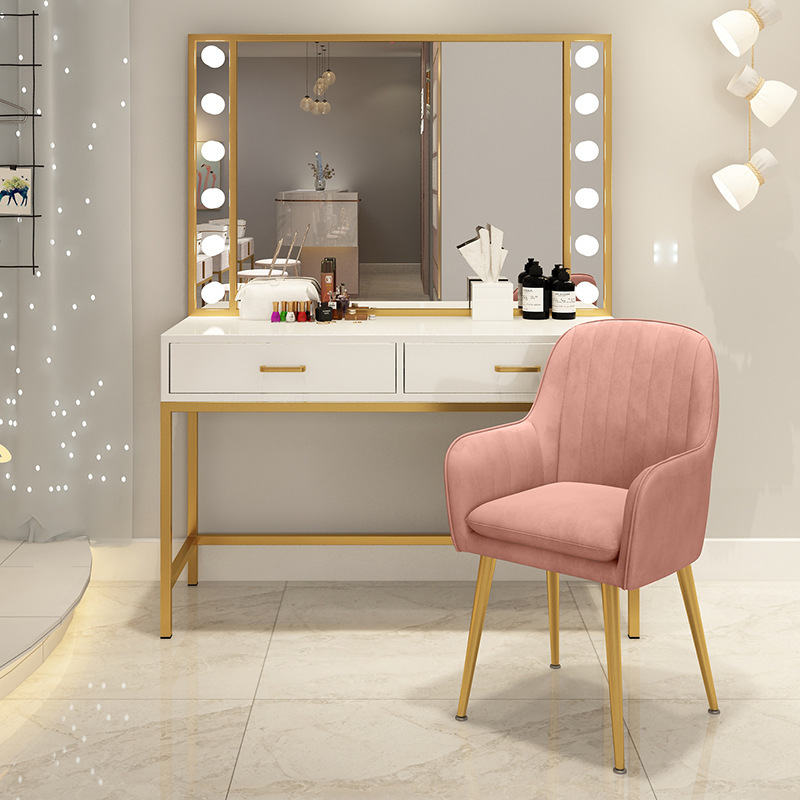 Beauty Makeup Store - 메이크업 테이블 사진 스튜디오 조명 포함